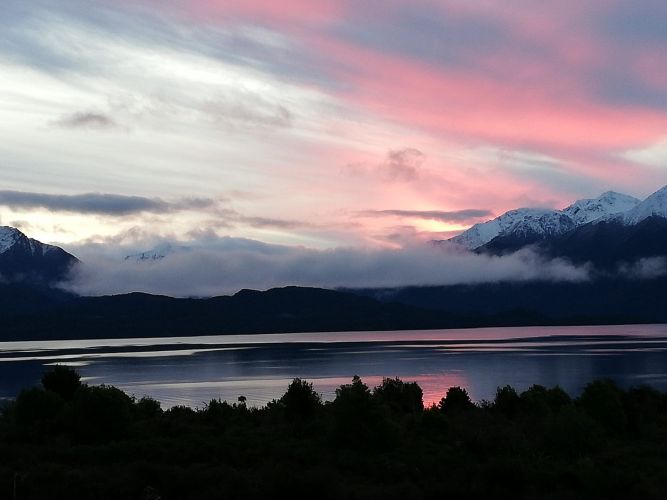 Lake Te Anau Sunrise